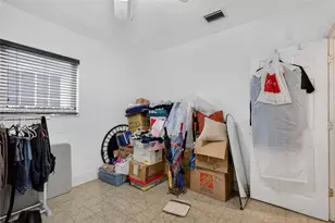 733 W 33rd St, Hialeah, FL 33012 - Photo 13