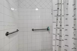733 W 33rd St, Hialeah, FL 33012 - Photo 31