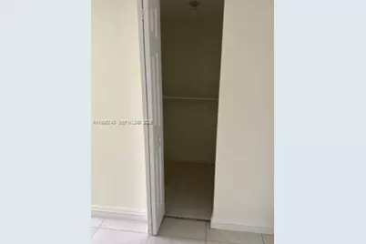 1205 Mariposa Ave #219, Coral Gables, FL 33146 - Photo 9