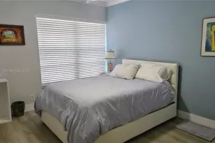 16446 NE 27th Pl, North Miami Beach, FL 33160 - Photo 35