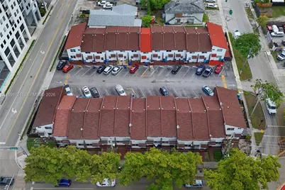 401 SW 109th Ave, Sweetwater, FL 33174 - Photo 5