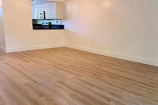 11091 NW 7th St, Miami, FL 33172 - Photo 11