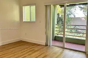 11091 NW 7th St, Miami, FL 33172 - Photo 15
