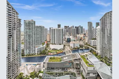 45 SW 9th St #3609, Miami, FL 33130 - Photo 11