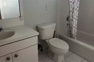 13553 SW 124th Avenue Rd, Miami, FL 33186 - Photo 27