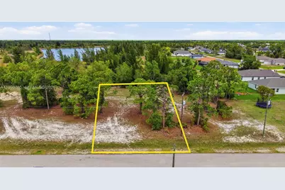 2813 NW 27th St, Cape Coral, FL 33993 - Photo 3