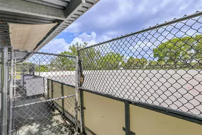 1413 Majesty Ter, Weston, FL 33327 - Photo 69