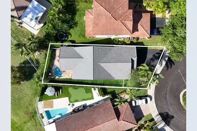 1413 Majesty Ter, Weston, FL 33327 - Photo 45