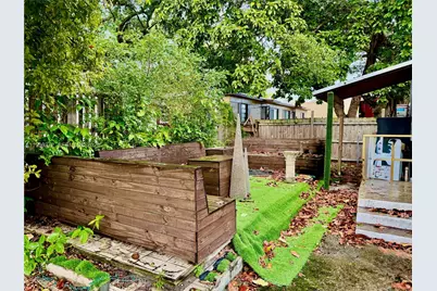 597 NW 69th St, Miami, FL 33150 - Photo 3