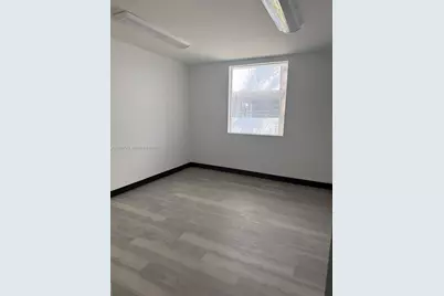 2856 E Oakland Park Blvd, Fort Lauderdale, FL 33306 - Photo 17