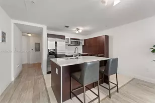 1900 N Bayshore Dr, Miami, FL 33132 - Photo 5