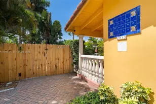 2033 NE 33rd Ave, Fort Lauderdale, FL 33305 - Photo 19
