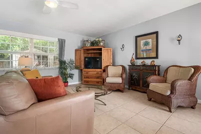 2033 NE 33rd Ave #2, Fort Lauderdale, FL 33305 - Photo 11