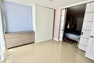 1150 NE 191st St, Miami, FL 33179 - Photo 9