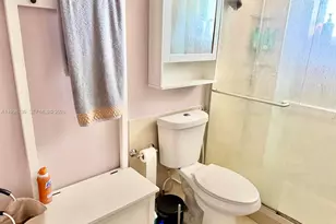 1150 NE 191st St, Miami, FL 33179 - Photo 17