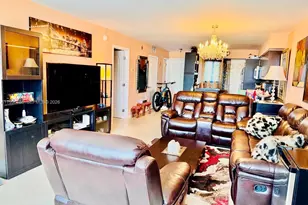 1150 NE 191st St, Miami, FL 33179 - Photo 13