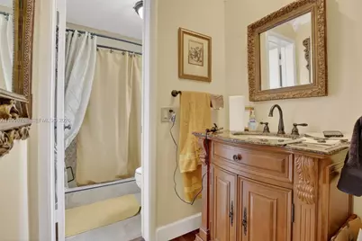 5240 NE 6th Ave #H26, Oakland Park, FL 33334 - Photo 19