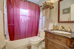 5240 NE 6th Ave, Oakland Park, FL 33334 - Photo 23