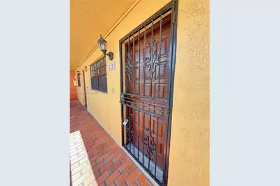 1283 W 51st Place #12, Hialeah, FL 33012 - Photo 1