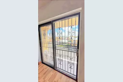 1283 W 51st Place #12, Hialeah, FL 33012 - Photo 35