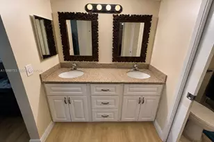 1600 SW 127th Way, Pembroke Pines, FL 33027 - Photo 13
