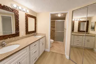 1600 SW 127th Way, Pembroke Pines, FL 33027 - Photo 11