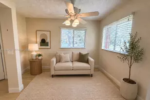 1600 SW 127th Way, Pembroke Pines, FL 33027 - Photo 9