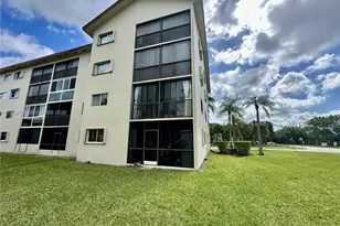 1600 SW 127th Way, Pembroke Pines, FL 33027 - Photo 19