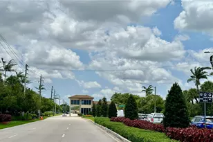 1600 SW 127th Way, Pembroke Pines, FL 33027 - Photo 29