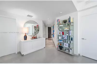 68 SE 6th St #2312, Miami, FL 33131 - Photo 11