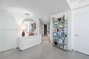 68 SE 6th St, Miami, FL 33131 - Photo 11