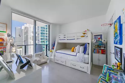 68 SE 6th St #2312, Miami, FL 33131 - Photo 21