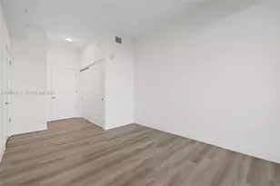 101 Diplomat Pkwy, Hallandale Beach, FL 33009 - Photo 31