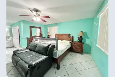 10140 SW 26th Ter, Miami, FL 33165 - Photo 25