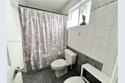 10140 SW 26th Ter, Miami, FL 33165 - Photo 29