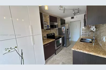 210 174th St #608, Sunny Isles Beach, FL 33160 - Photo 19