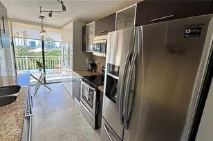 210 174th St, Sunny Isles Beach, FL 33160 - Photo 25