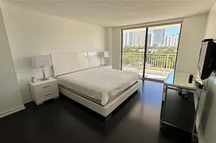 210 174th St, Sunny Isles Beach, FL 33160 - Photo 31