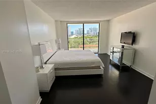 210 174th St, Sunny Isles Beach, FL 33160 - Photo 25