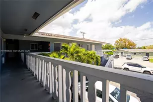 3049 NW 9th Ave, Wilton Manors, FL 33311 - Photo 13