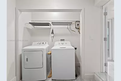 6665 NW 39th St, Virginia Gardens, FL 33166 - Photo 19