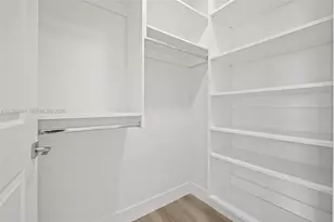 101 Diplomat Pkwy, Hallandale Beach, FL 33009 - Photo 19