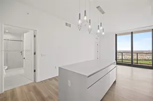 101 Diplomat Pkwy, Hallandale Beach, FL 33009 - Photo 5