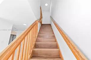 365 NW 109th Ave, Miami, FL 33172 - Photo 11