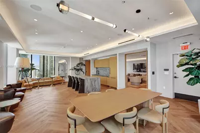 121 NE 5th St #2101, Miami, FL 33132 - Photo 29