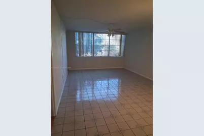 1100 St Charles Pl #213, Pembroke Pines, FL 33026 - Photo 11