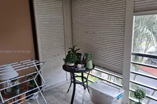 1100 St Charles Pl, Pembroke Pines, FL 33026 - Photo 21