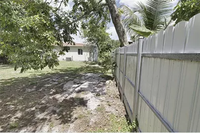 1560 NW 130th St, North Miami, FL 33167 - Photo 19