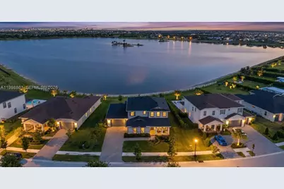 769 Hookline Cir, Loxahatchee, FL 33470 - Photo 1