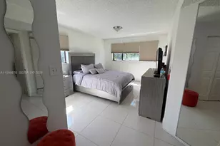 468 NE 206th Ln, Miami, FL 33179 - Photo 17